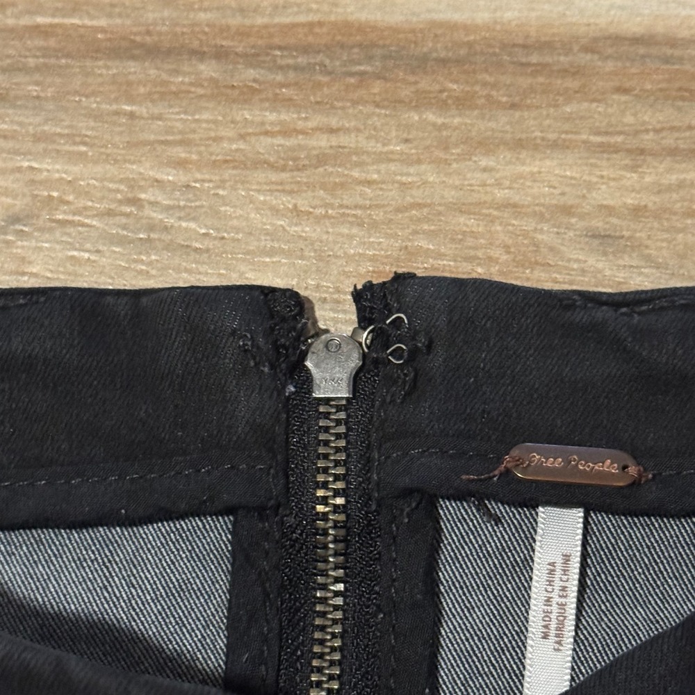 Free People Black Denim Mini Skirt High Waisted Seamed Size 6 OB403212 - Picture 6 of 6